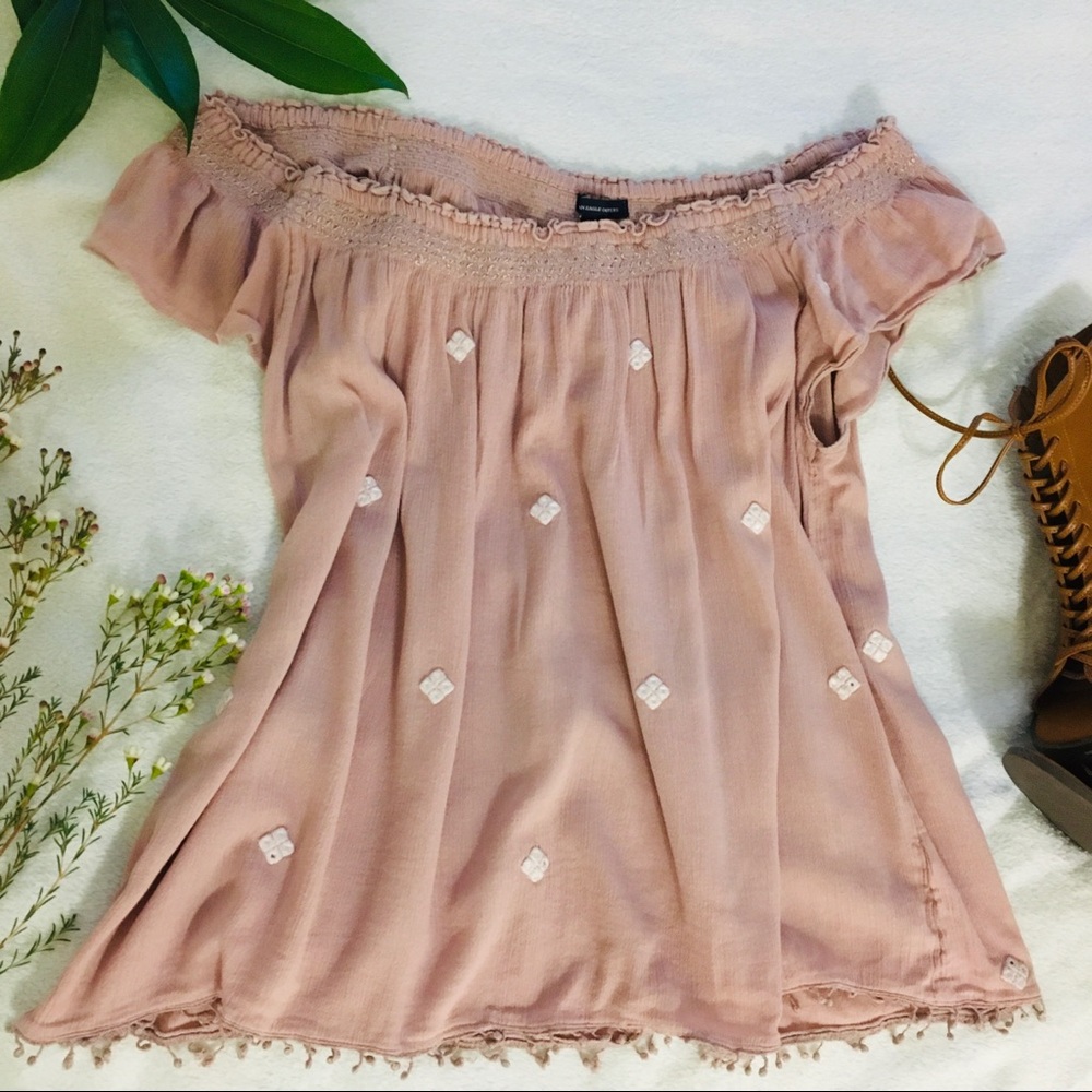american eagle cold shoulder
